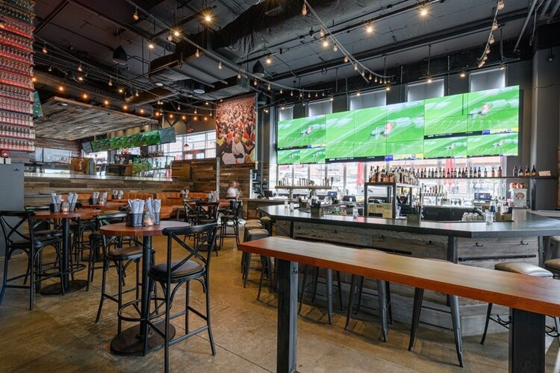 The Horseshoe Bar