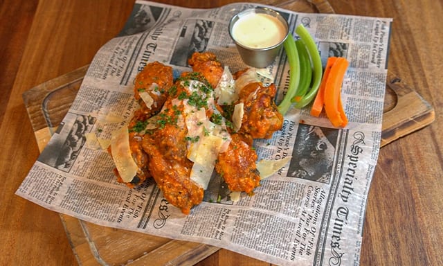 Split Sauce Wings